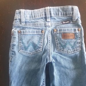 Girls size 6 slim Wrangler jeans